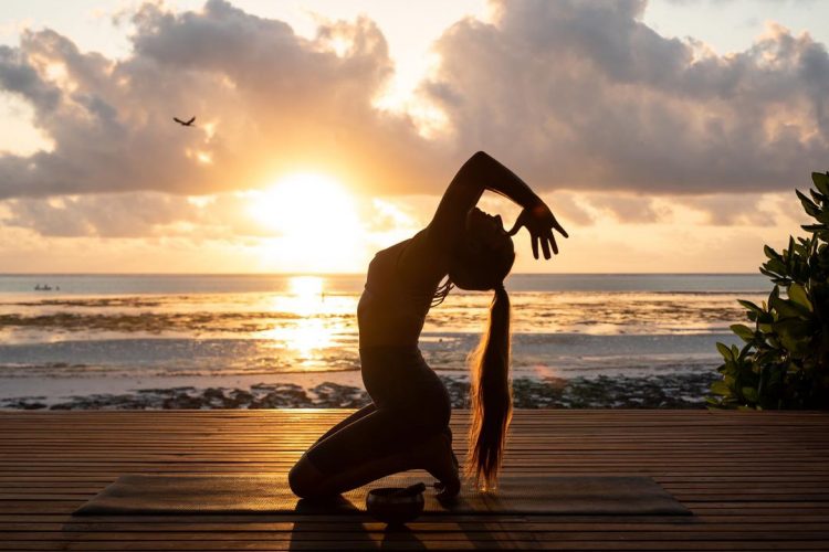 yoga-upendo-beach
